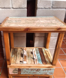 Vanitory hecho de Pino Argentina