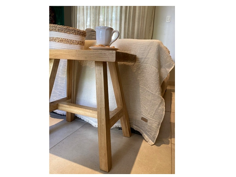 Taburete Manglar M Madera Santa Cruz Soffara